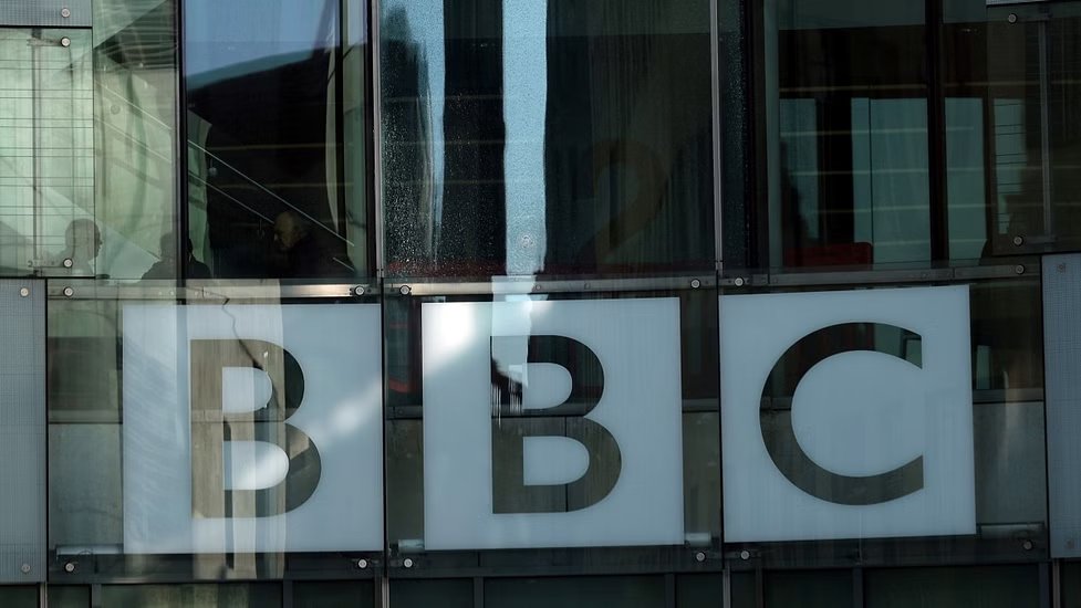 advmuso4writing's tweet image. IT INVESTIGATED AT BBC OFFICE IN INDIA
An officials team from the #IncomeTaxDepartment said to have conducted a raid at #BBC in Delhi and Mumbai. It's noted that #Indiathemodiquestion is a #BBCdocumentary with two-part series aired about the Indian PM Modi and the Gujarat riot