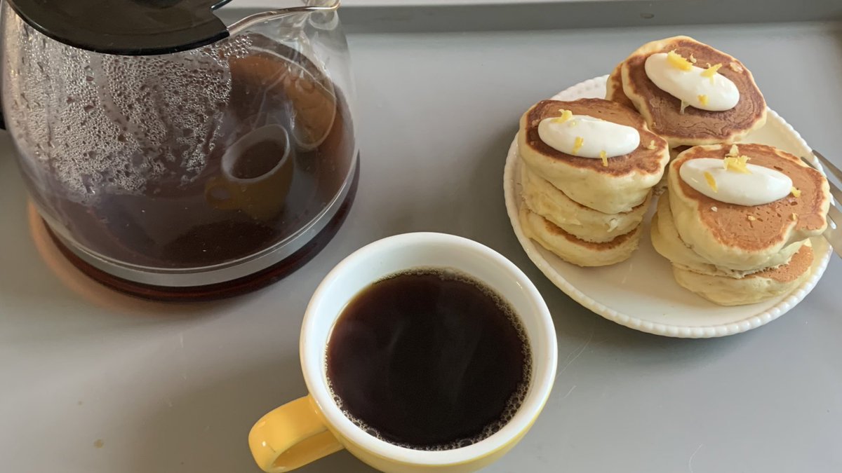 Morningpers0n's tweet photo. Lemon pancakes 🍋🥞✨ https://t.co/DFfxWXEqvG