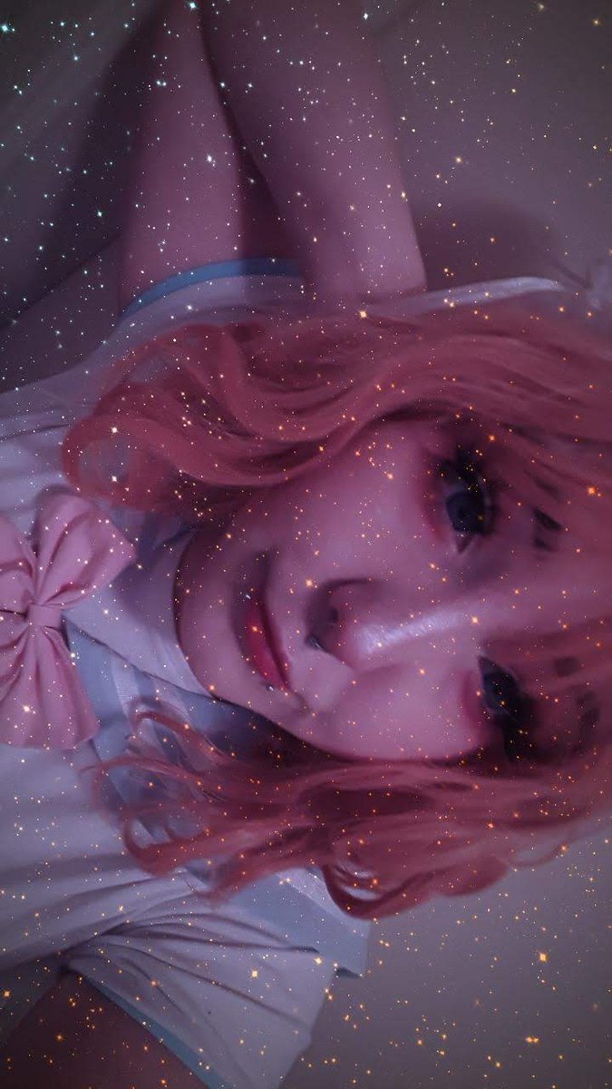 Happy Valentinsday 💖
Lasst euch reichlich beschenken girls 💖 
Auch bei mir kamen schon ein Paar sachen an 😌 bin bisher recht zufrieden
