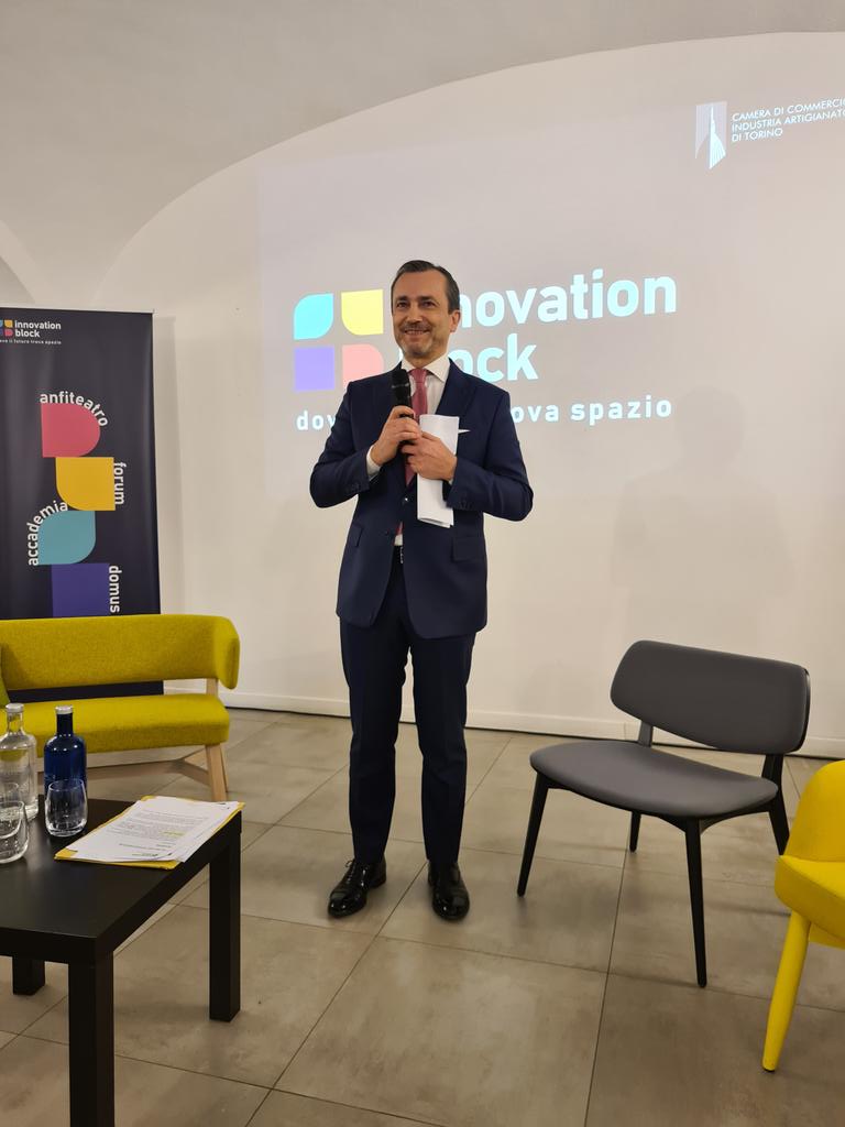 CamComTorino's tweet photo. @dariogallina Presidente #camcomtorino: #innovationblock non solo progetto di ristrutturazione immobiliare, ma di rigenerazione urbana che mette a disposizione servizi innovativi per le imprese e luoghi per la comunità @twitorino @regionepiemonte @Unioncamere_Pie @piemonteinnova https://t.co/PrPFoVXmWm