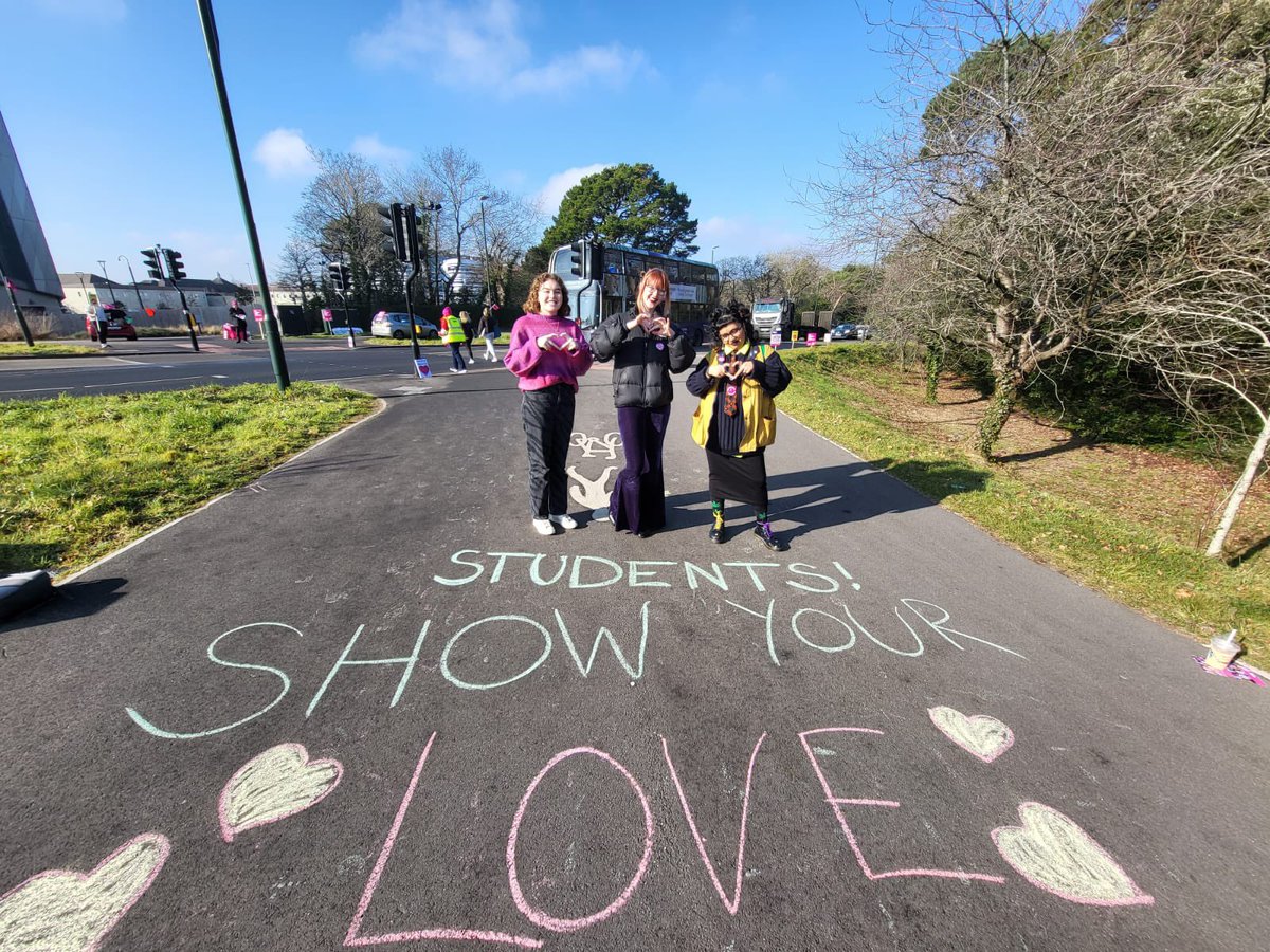 Happy Valentines Picket Lines 🤎❤️