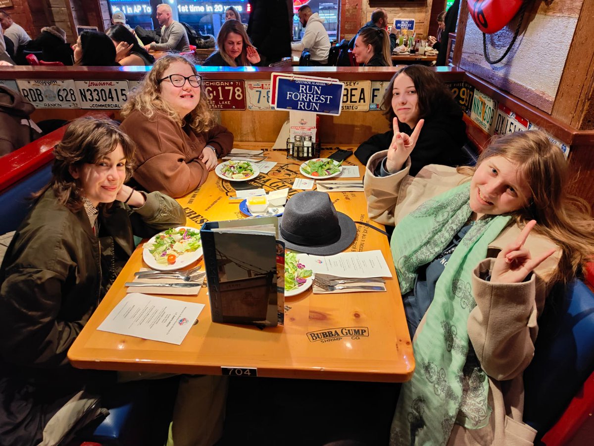 NGHSDRAM's tweet photo. #bubbagumps #timessq @NGHSDRAM @NottmGirlsHigh https://t.co/ey8jHPHNgN