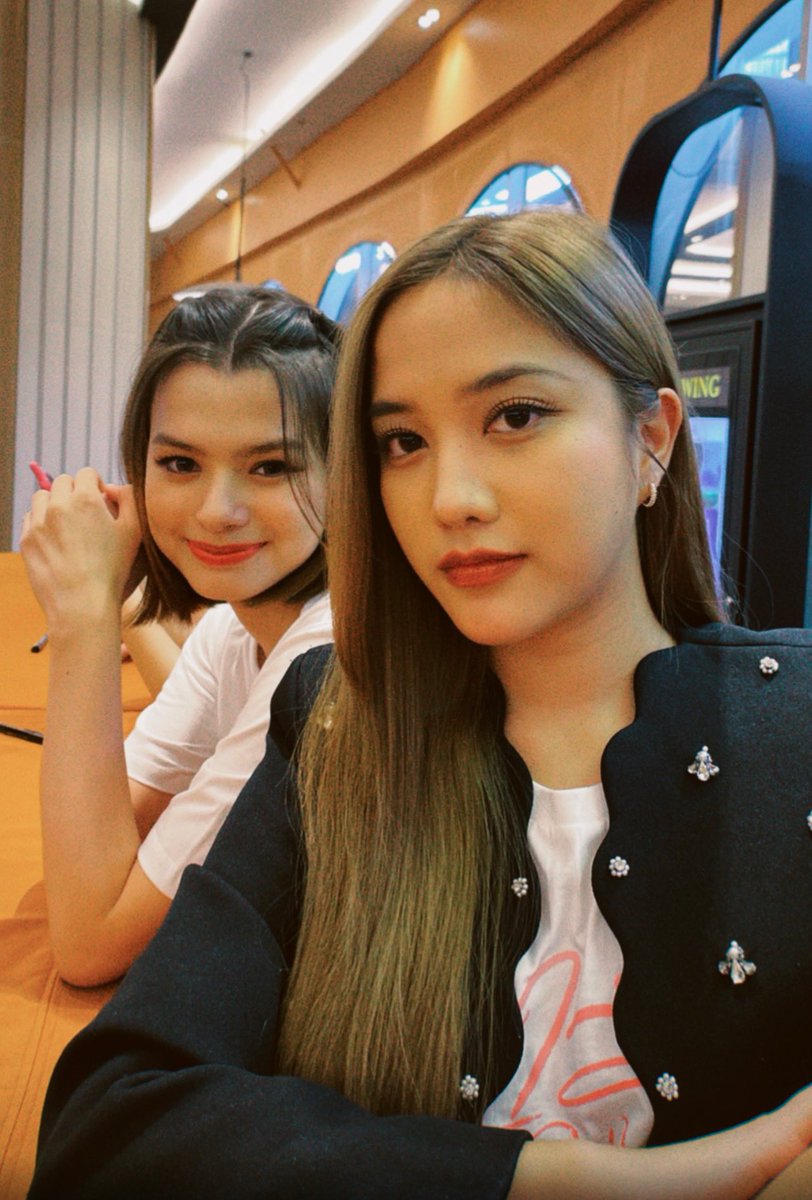 namorntaraaa's tweet photo. https://t.co/f6sIGMA8kI