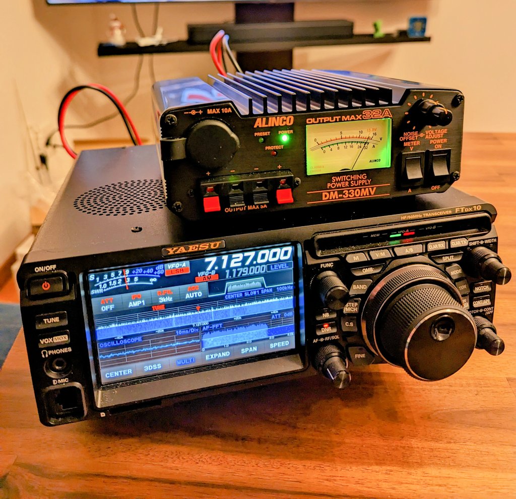 JN7CJW's tweet photo. #HA750B を使ってみた。やっぱりロケーション
#YAESU #FTDX10 #DM330MV https://t.co/RZJnlsruCP