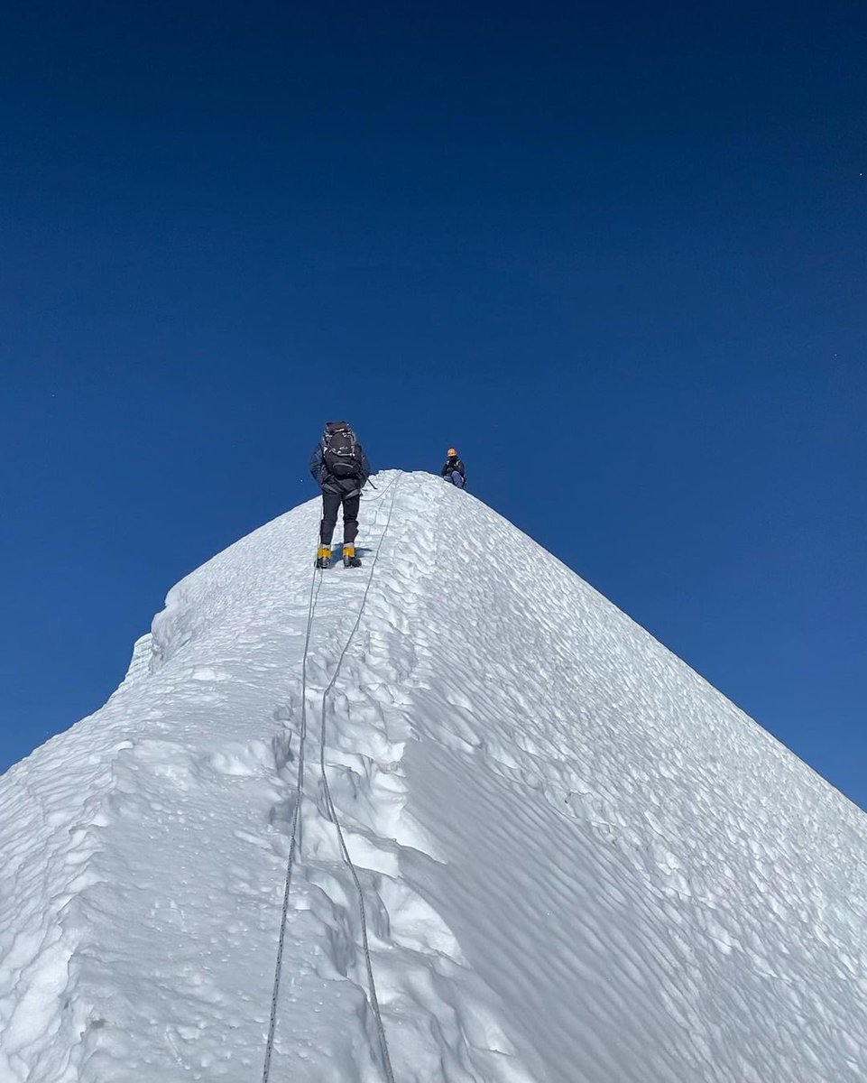 ProtrekNepal's tweet photo. Lobuche East Exped with @ProtrekNepal  If you’re looking to take your first steps as a Himalayan mountaineer, Lobuche East is the perfect peak to start on. #nepal #everest #mountains #adventure #adventuretime #Tweets #tweet 

https://t.co/VXGRpg1ENL https://t.co/VfNXsLiSzr