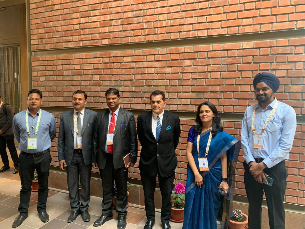 Delighted to meet and interact with this young , dynamic and efficient team of officers who have played a key role in transforming Lucknow city- Dr. Roshan Jacob,Commissioner, Suryapal Gangwar, DM, Inderjit Singh, Muncipal Commissioner, Himanshu Gupta &amp; Bipin. Terrific team!