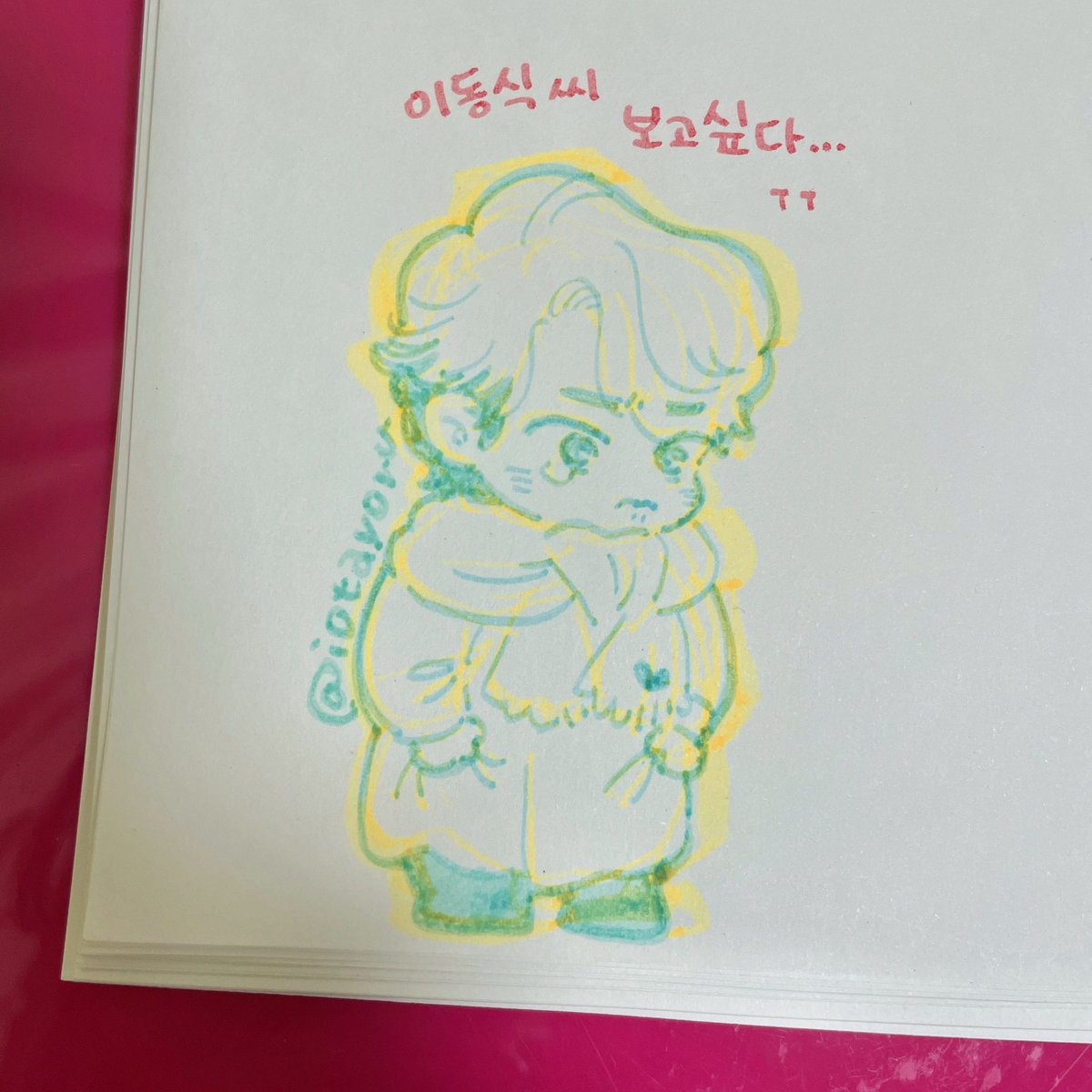 iotayoru's tweet photo. 🥺 https://t.co/hyvIE0I2Hq