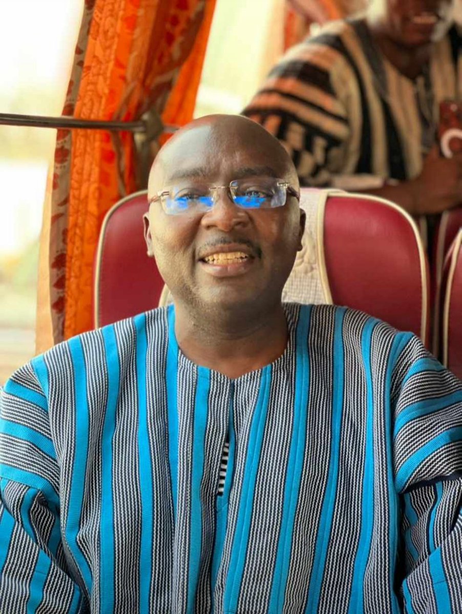 realAbludo's tweet photo. All African countries are not failing. Ghana is failing because of the man under this tweet and his boss.  We owe our country the duty to keep them and their generations far away from any leadership position in this country.
#UselessGov.
#UselessBawumia https://t.co/9e3VqERNuX