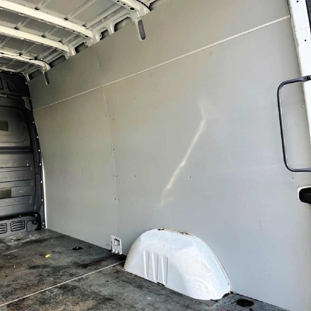 vehicleaccltd's tweet image. A Mercedes Sprinter has come in for the following to be supplied and fitted:
• Polypropylene lining sides and doors
Call or email us today for a FREE quote
0117 379 0279 / sales@vehicle-accessories.net
#vehicleaccessories #polylining #polyliningkit #vanlining #polykit #polysides