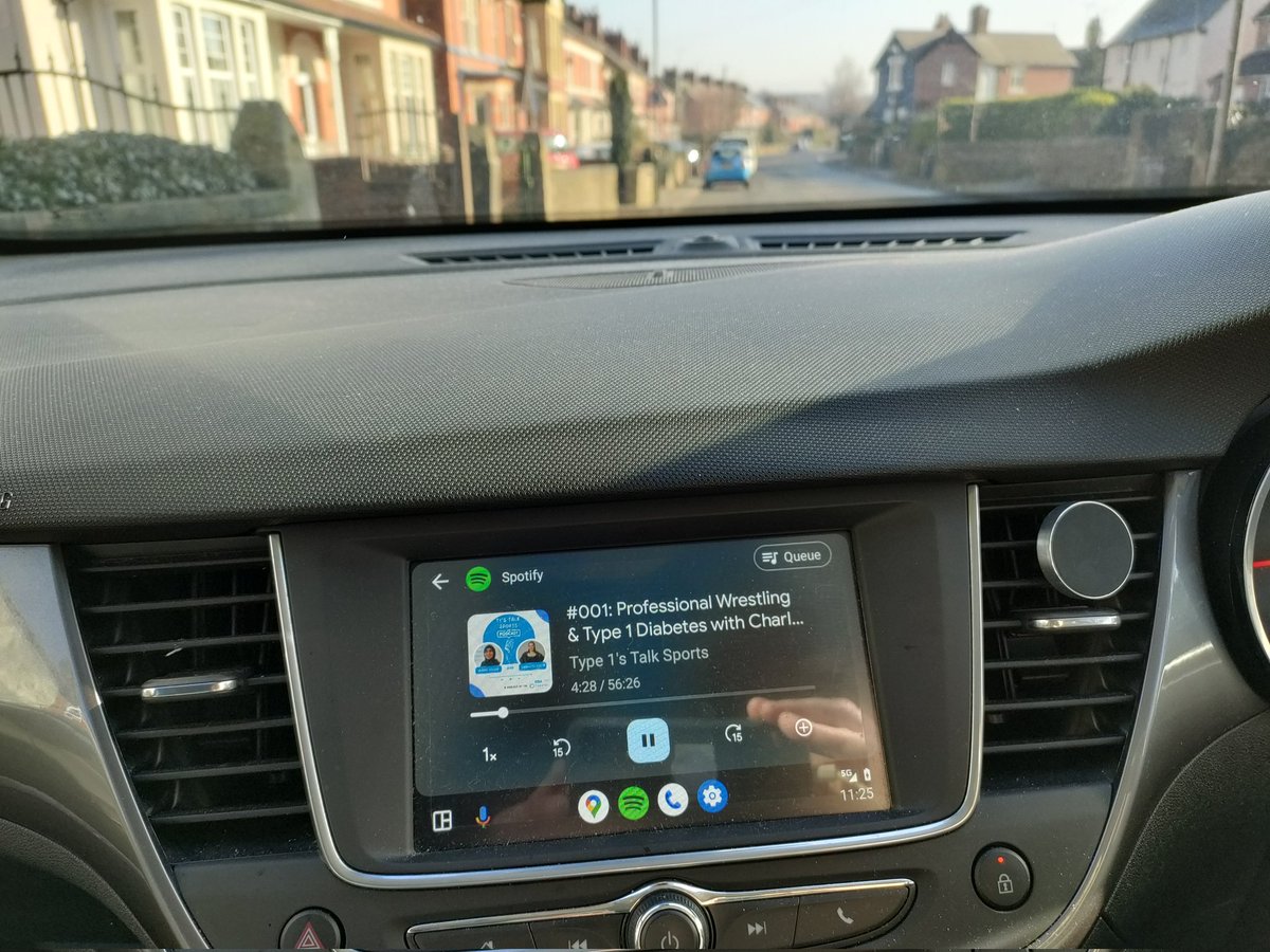 welshy_89's tweet photo. Off for a #diabeteschat meeting 🚗

Catching up with the @BDA_SENdiabetes new sports and exercise podcast with @_CharlotteLA_. Looking forward to hearing about her life as a professional wrestling 🤼‍♀️

🙂👍 https://t.co/wePq46T4KM
