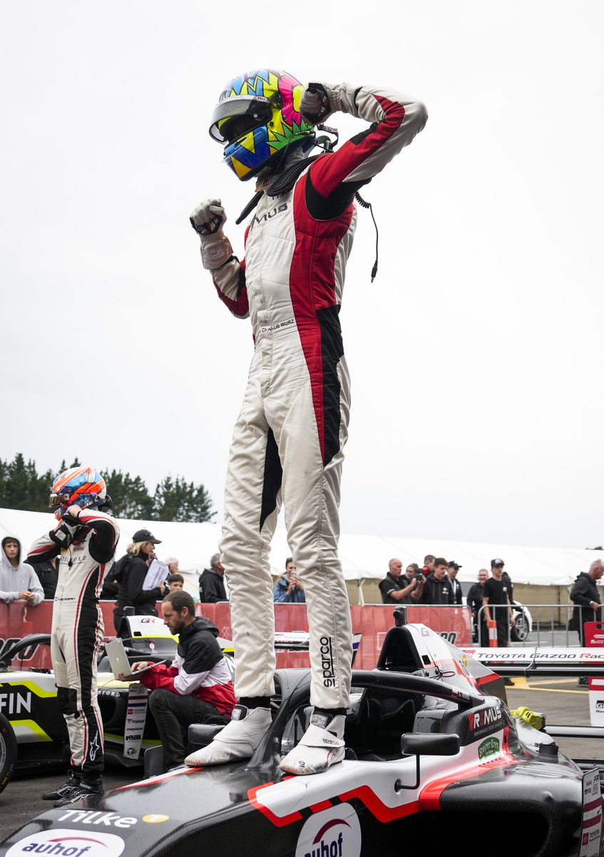 Charlie Wurz tweet media