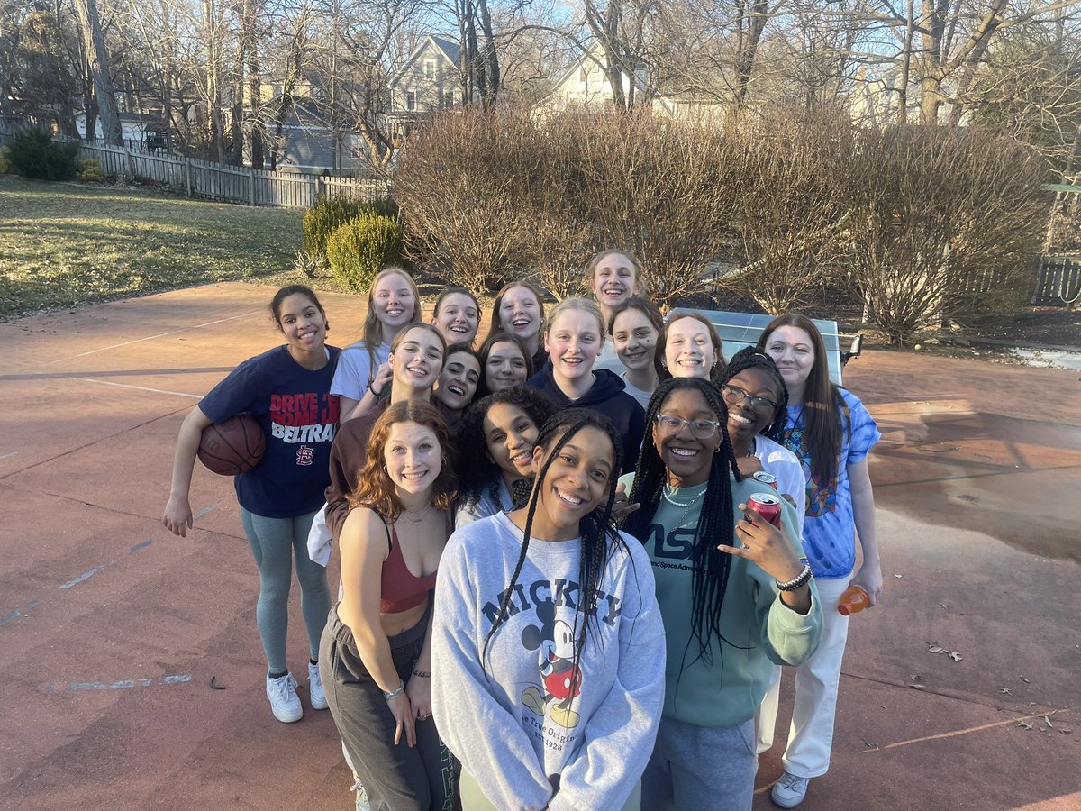 WGHSGirlsBball's tweet photo. Sometimes life calls for a little team bonding. #teamday #competitions #uncommon #funpractice https://t.co/TufJYVc2h0