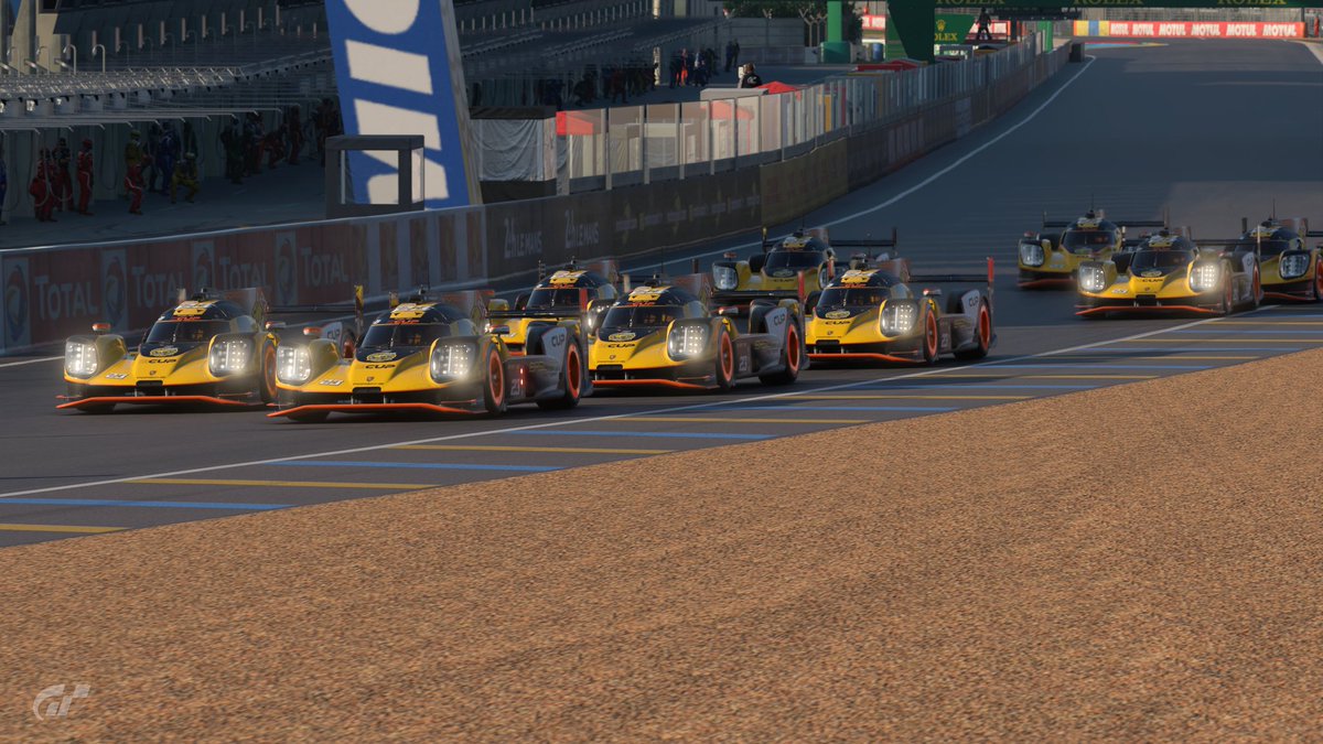 EPSILONPro_Team's tweet photo. Hoy nos jugamos el pase a la final en una repesca con @sharks_esp de la #TheCup @StopGoSimu. Nuestros pilotos estรกn preparados para meter al equipo en la final. Compaรฑeros a disfrutar en pista. El trabajo y el esfuerzo no se negocia.
#GoWaps
#lemansvirtual
#Porsche https://t.co/FxED4JvVaZ