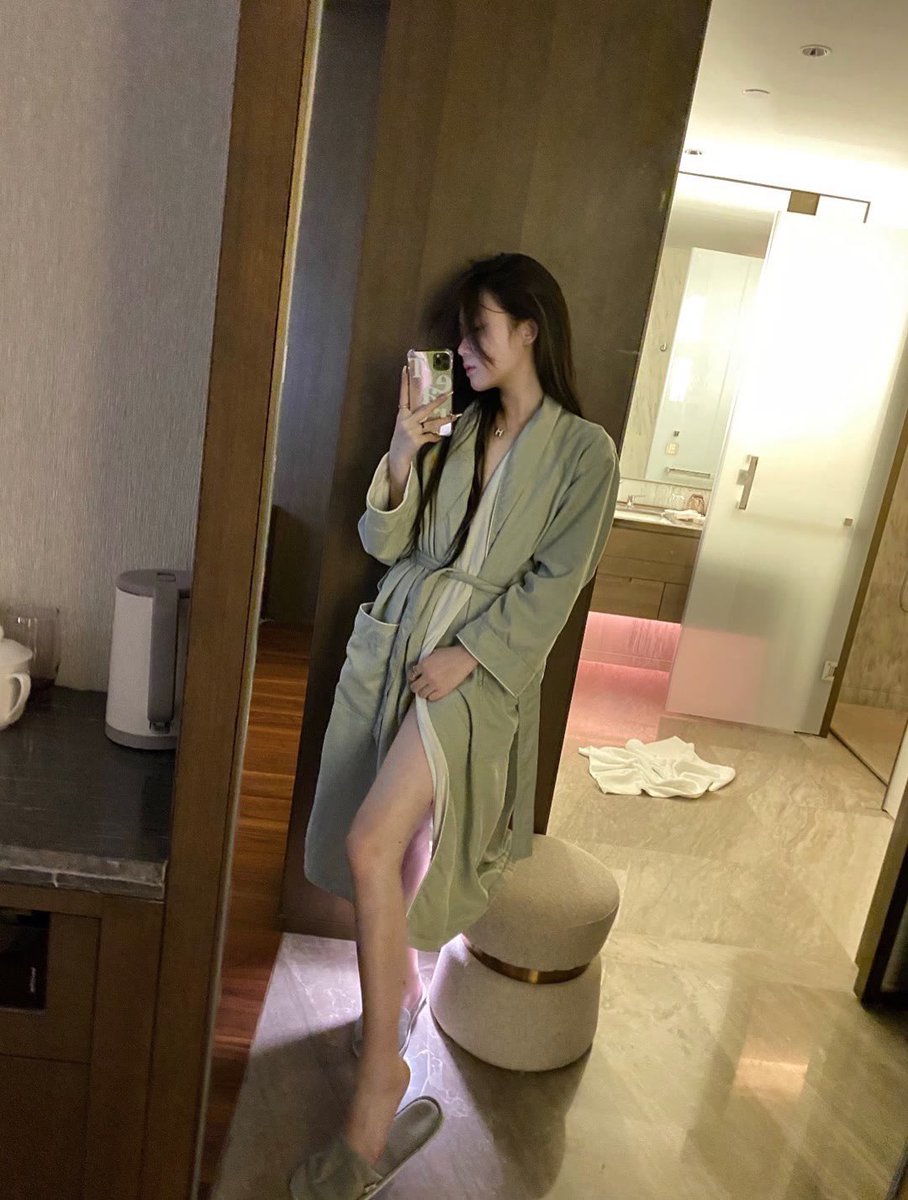 ting2619's tweet photo. 情人节没有人一起过的，来这里集合了喂 #女s #女王 #女攻男受 #江苏 #反差 https://t.co/hMAa81SrpA