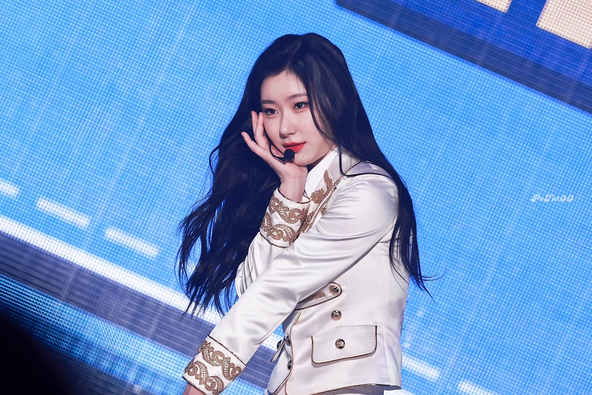 PoTatOO_0605's tweet photo. 230212

📷

#있지        #ITZY       
 #채령        #Chaeryeong https://t.co/q44DFSgfUi