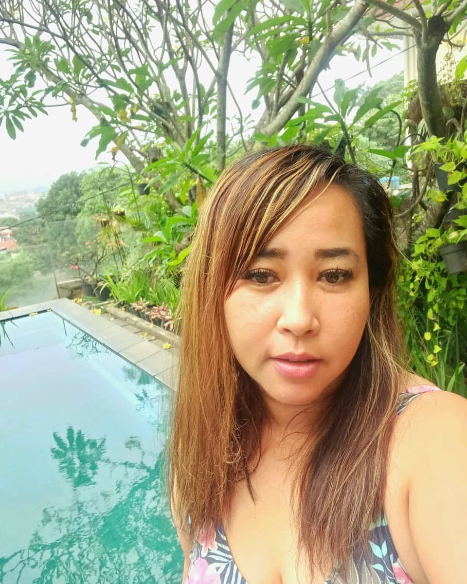 OcoyDebleng's tweet photo. Cowo-cowo sosmed yg lg on twitter, ada yank suka janda ga? 😊 https://t.co/vV6Z2GqUqc