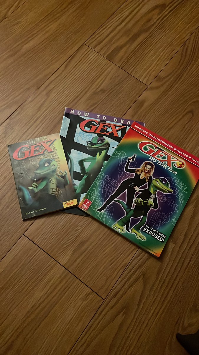 WicannMaximoff's tweet photo. #gexweek HAPPY DAY TWO OF GEX WEEK FOLKS! Today I will celebrate by indulging in some fine literature! https://t.co/Si7KsCwe1H