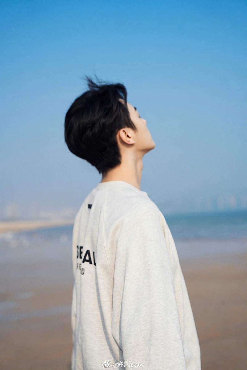 meilingsoso's tweet photo. ทะเลไทยก็สวยนะ ไม่สนใจบ้างหรอคะ 🥺✨ (1)

#许凯 #XuKai #สวีข่าย #สวีข่ายXukai许凯 #シューカイ #XuKaisoso #Xukaisoso许凯 https://t.co/8NWueTaXG9