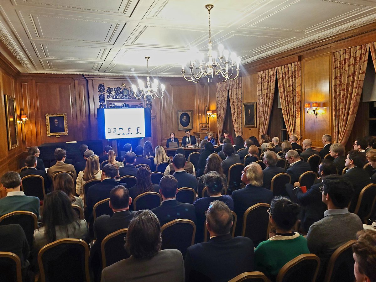 EssexCourtLaw's tweet photo. Great to see so many at yesterday evening's #StateImmunity in the #EnglishCourts seminar at the @TheInnerTemple - the second in a series of #PublicInternationalLaw events hosted by members of Essex Court Chambers.

Register for updates on this series: events@essexcourt.com https://t.co/88A0oJFA8m