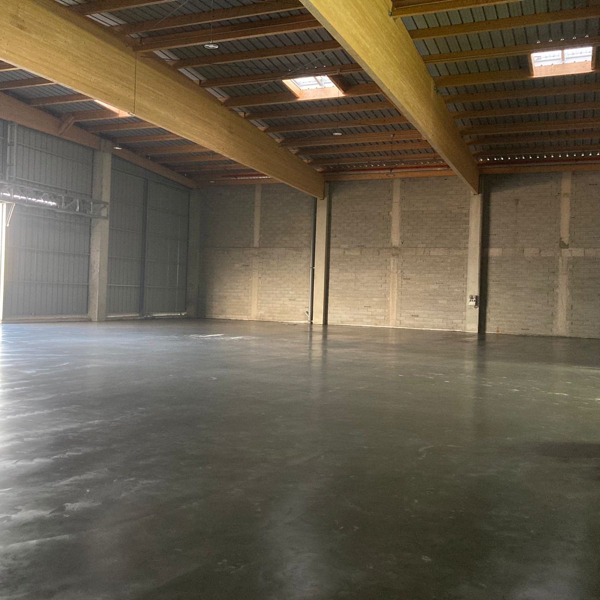 Kriscorti's tweet photo. Dallage Silifibre®️ créé par RCR pour ROBELBOIS |
IMPORTATEUR & DISTRIBUTEUR DE BOIS ET MATÉRIAUX DE CONSTRUCTION
LEADERS DU MONDE PLAN
@A2sMaroc | @RCRIF
#solindustriel #dallage https://t.co/kE96bTpKnq