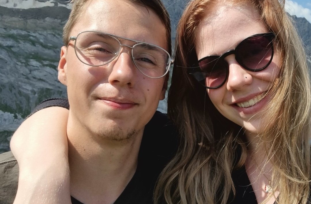 Happy Valentine's Day <a href="/feap0d/">Vera Noordhof</a> ❤️
Me with glasses🤓
