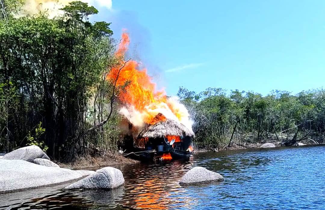 Redi_andes's tweet photo. #AsiLoDijo || GJ @dhernandezlarez La lucha se circunscribe a hacer entender a la población que los daños ecológicos causados con la depredación ambiental afectan a toda la nación por igual. El ordenamiento territorial debe ser acatado ! 
#FANB https://t.co/7UR54hESgO