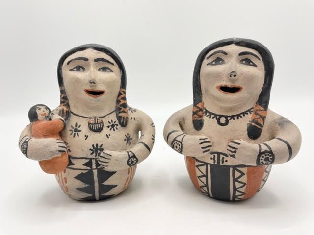 pueblopots's tweet photo. News from Fox Pueblo Pottery - https://t.co/s8te2bgMBN https://t.co/MZPOcm4fAk
