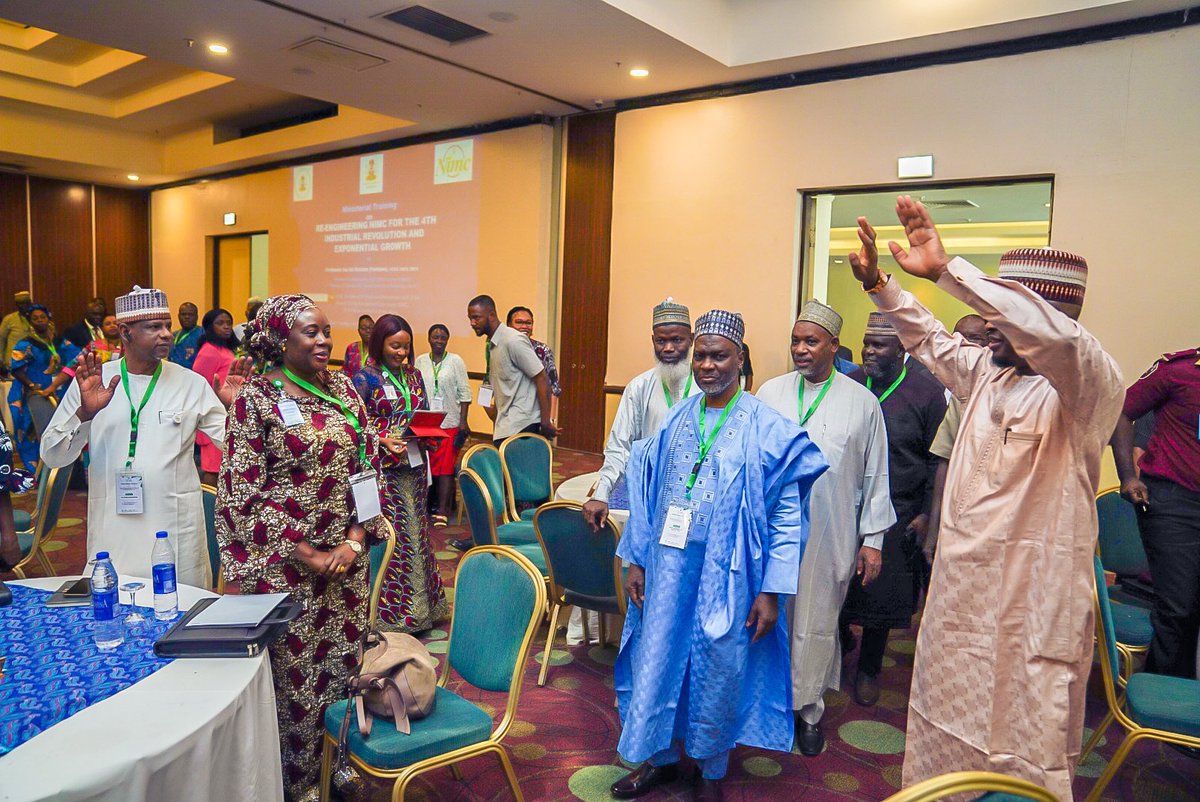 FMCIDENigeria's tweet photo. The arrival of the INSTRUCTOR, Minister @ProfIsaPantami for the Ministerial Training for the Governing Board and Management Staff of @nimc_ng on RE-ENGINEERING NIMC FOR THE 4TH INDUSTRIAL REVOLUTION AND EXPONENTIAL GROWTH taking place in Abuja Continental Hotel, Abuja. https://t.co/ljNTPhhCgY