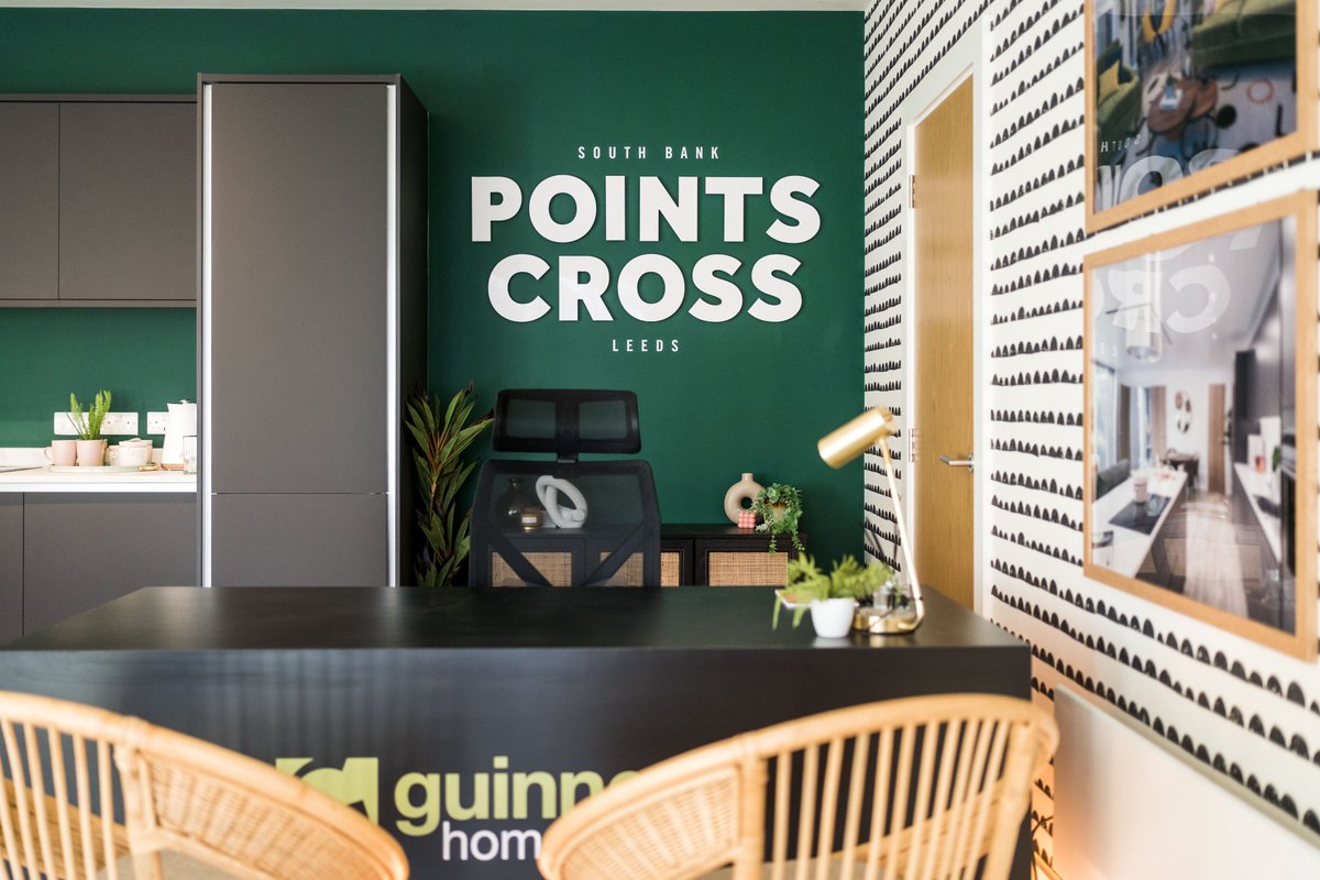 FocusAgencyUK's tweet photo. The sales environment we designed and styled at Points Cross for @GuinnessHomes, opting to use statement furniture pieces paired alongside softer accents to create a bold but welcoming space. 🍃❣️

#design #interiordesign #salesenvironmentpoints https://t.co/jukeZMKyRq