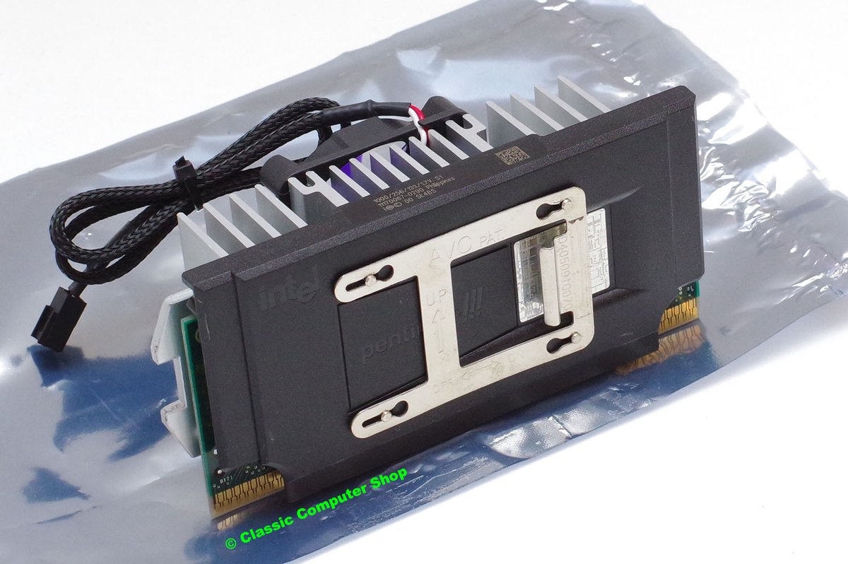 ClassicCompShop's tweet photo. International shipping

https://t.co/VwSAeiUzYg

#RetroGaming #PCGaming #Hardware #DOSgaming #RetroHardware #RetroGamePC #VintageComputer #MSDOS https://t.co/AKNKOwvWy1