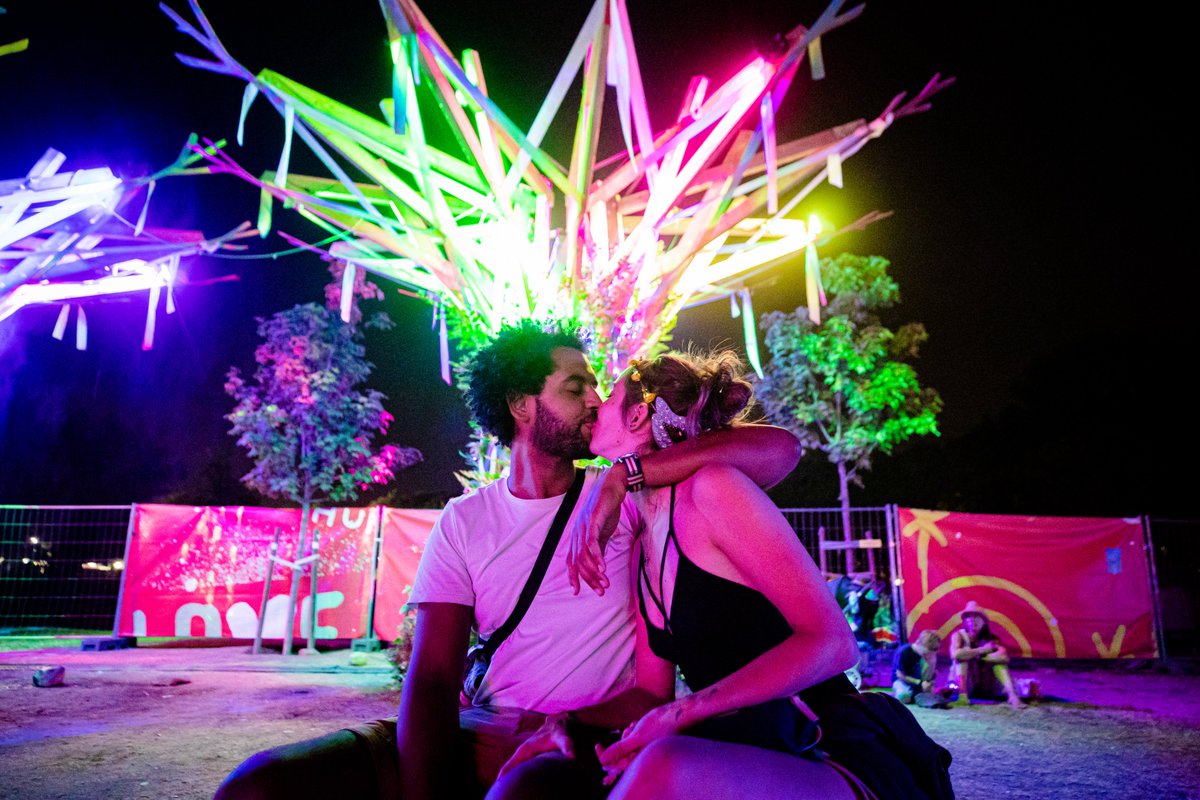 Love is in the air, love is everywhere! 😍 Especially at @Szigetofficial. 😉

Celebrate love in any form today, on Valentine's Day, and on any day! 🍾
Tag a loved one to make their day better.💘

#SzigetFestival #islandoffreedom #SZIGET2022 #valentinesday