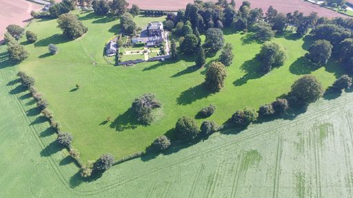 cottagebirdie's tweet photo. Fabulous sunshine here today, hope the same with you. Happy Valentine's Day from WL Cottages #Herefordshire #ValentinesDay  @VisitRossOnWye  @VisitDeanWye   @VisitEngland  #homefromhome 🌞 https://t.co/MvW6FoZKKb