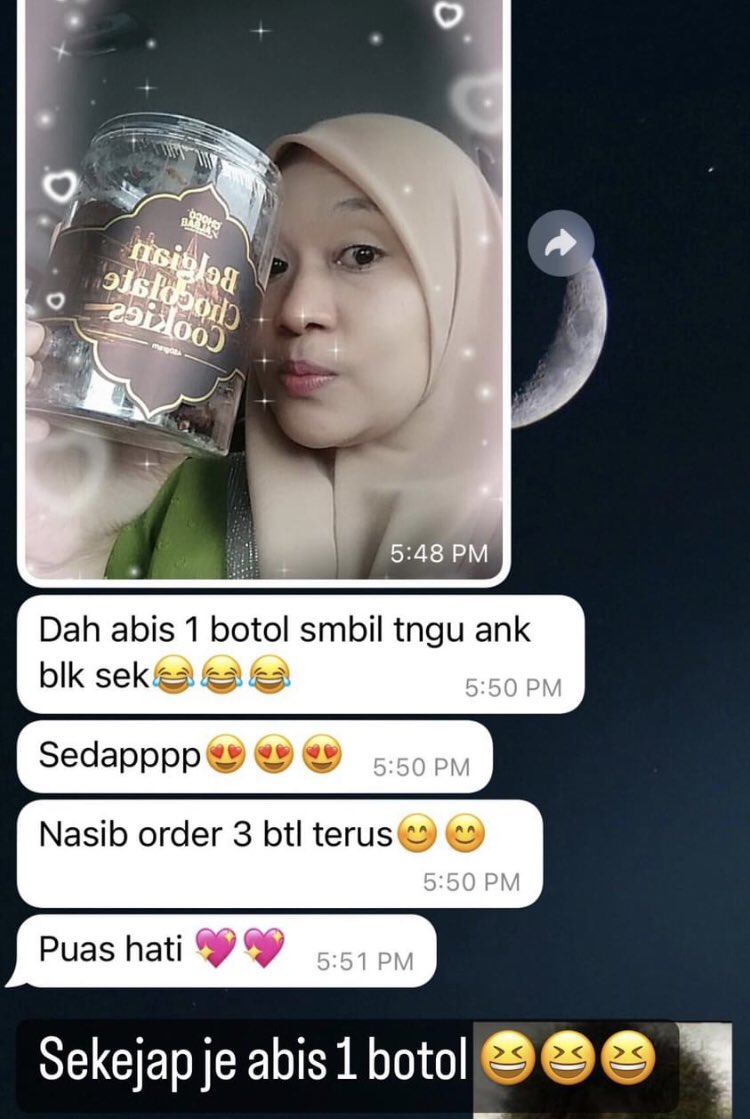 Azmi_Zahari_'s tweet photo. Testimoni/ Feedback Belgian Chocolate Cookiesππ
.
(Belum puasa dah abis makan!π€£π―)
.
#BelgianChocolateCookies #biskutraya #kuihraya #AlbabCookies #S_Asia https://t.co/Z0HzYpi27V
