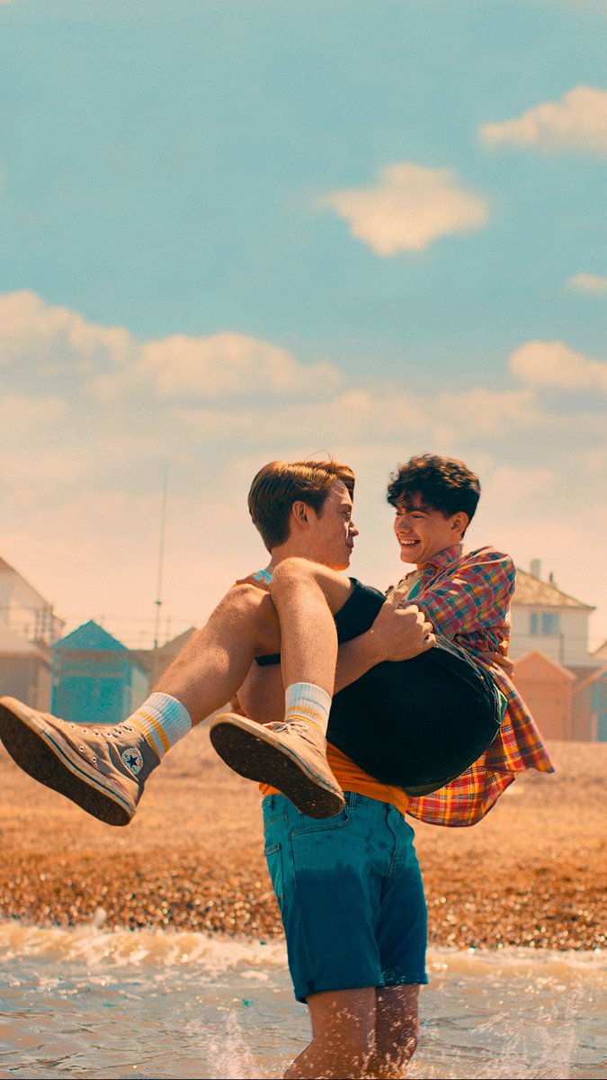 KitConnorInfo's tweet photo. happy valentine’s day 
nick and charlie are boyfriends #KitConnor #ValentinesDay https://t.co/QVvnuNb6m5