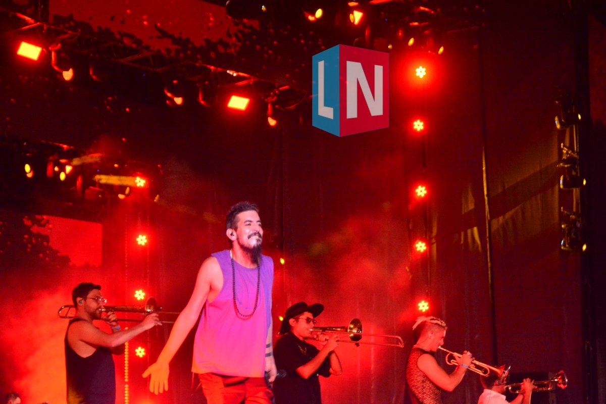 LineasNoticias's tweet image. ¡ÚLTIMA NOCHE DE LA #CHAYA2023! 🥳🌿

👉🏽 #LosPalmeras  le pusieron ritmo y color a la noche del lunes, que contó con el cierre de nuestro embajador cultural #SergioGalleguillo

🎤 También estuvieron La Delio Valdez, Lapacho Dúo, Priscila Ortiz, Kike Álamo y otros artistas más