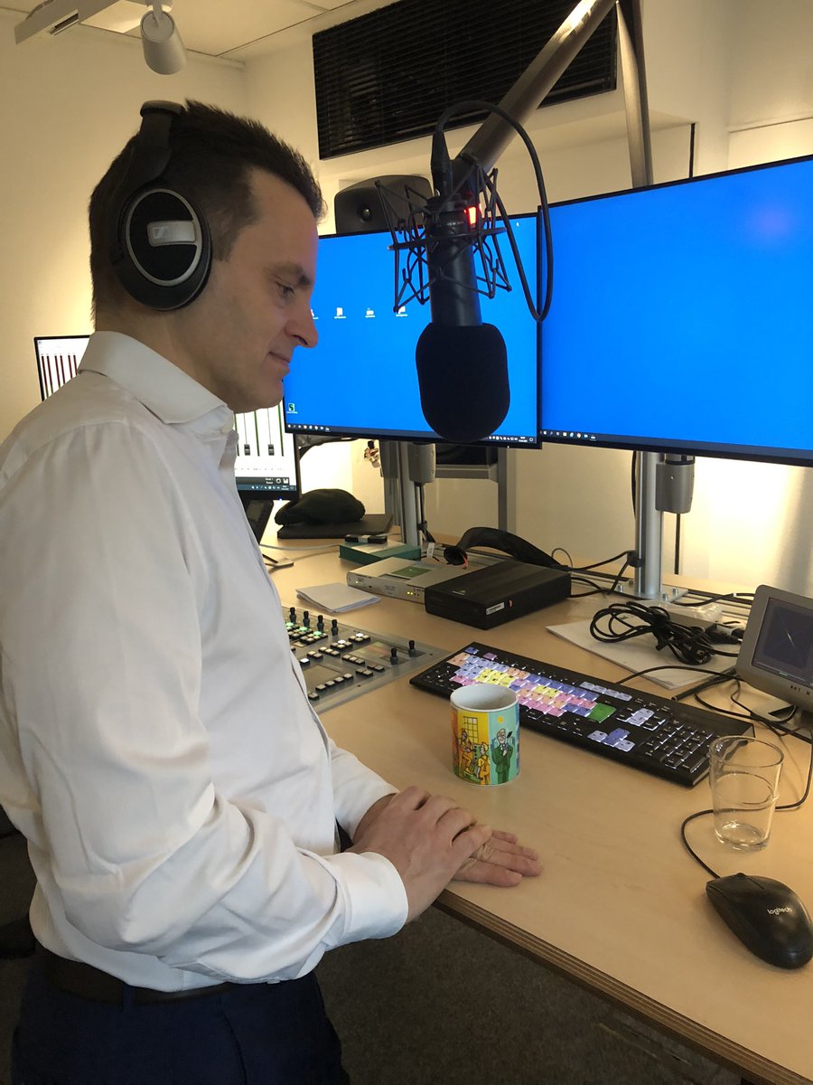 Vielen Dank, lieber <a href="/J_Marksteiner/">Jörg Marksteiner</a> und liebe @ARDde - #EON CEO Leo Birnbaum erklärt im #Energiekrise -Podcast, wie jeder einen Beitrag leisten kann, damit wir uns langfristig aus der Krise in die Energiezukunft #investieren können #sparen #arbeiten <a href="/WDR/">WDR</a> <a href="/SWRpresse/">SWR</a> @ARD_Presse