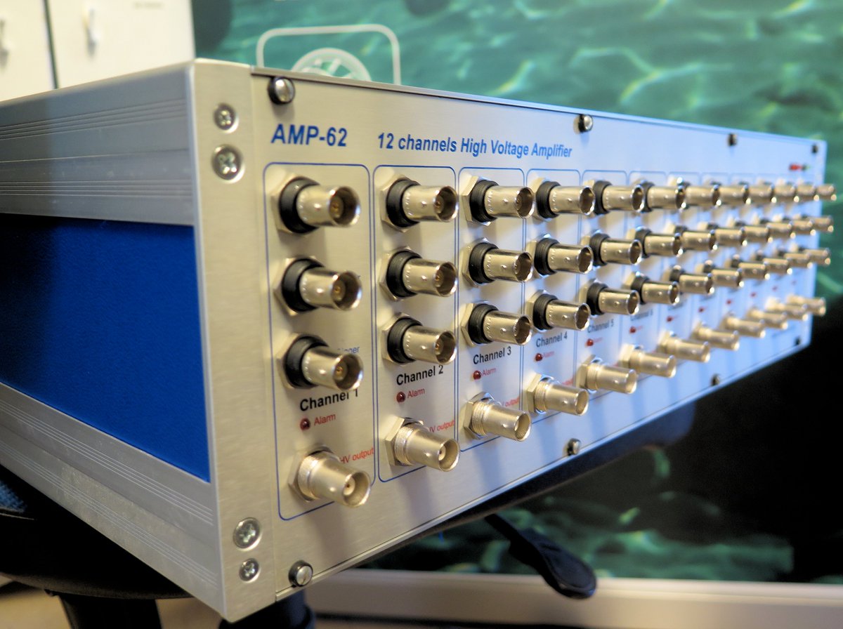 elbatech's tweet photo. #ElbaTech, with the #Roland Institute at #Harvard, designed a High Voltage (± 500VDC) very-low- noise (< 5mVRMS) amplifier with 12 independent channels
#highvoltageamplifier #hvamplifier #positron #apex #maxplank #singer https://t.co/cKyUgqIStQ