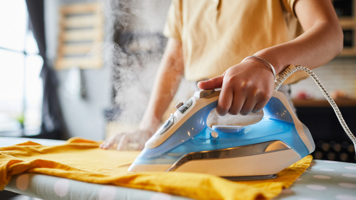 ASIPJournalClub's tweet photo. The bright side of ironing - great proprioception and a chance to listen to the latest #SIOnTheFly! podcast.
Listen today by following this link: https://t.co/SkGOfESV3e
#CPDOnTheGo #ASIP https://t.co/ClcqAqcieu