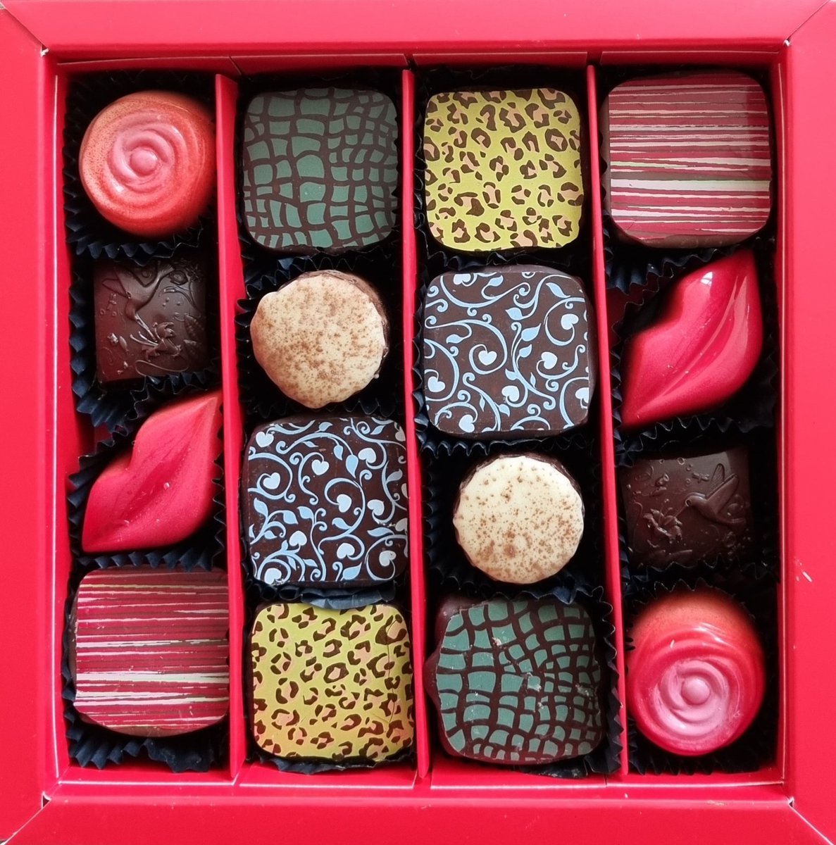JacqueEvers's tweet photo. Happy Valentinesday ❤️
#homemadechocolates https://t.co/0HBxOGgN1e