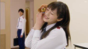 うわー、つかさ先輩こと奥山かずささん結婚!めでたい!戦隊ヒロインだといまだに1番好きなんすよね。おれがルパパトにハマったのって、弱みなんてなさそうに見えるつかさ先輩が実はぬいぐるみ好きなことが発覚したけど別に茶化さない朝加圭一郎回だから…… 