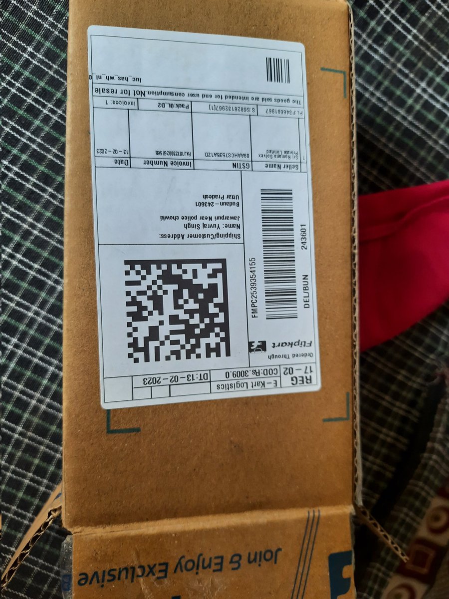RahulVa24304037's tweet photo. Dear flipkart team today my order delivered than only remote recived box than am open my flipkart account bt show blocks 🚫 account why flipkart am not satisfied flipkart my account reopen now and i rises compline you team 
My contact no 9720041432 https://t.co/9FbRnXu47m