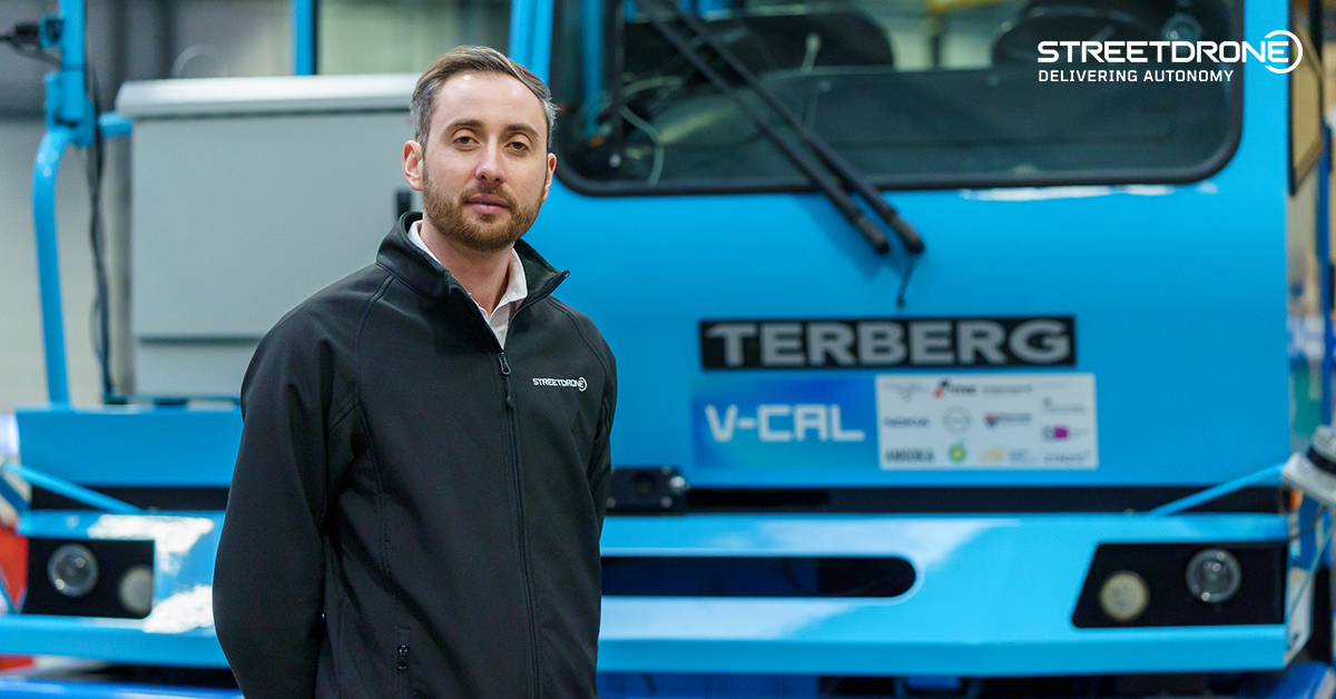StreetDrone's tweet photo. Ross James, StreetDrone Programme and Safety Manager, talked to @ITV about our autonomous technology in the truck delivering parts to the Nissan car plant in Sunderland 200 times a day. Watch the video here: https://t.co/Z6muQIRBz1
#DeliveringAutonomy #VCAL #AutonomousTrucks https://t.co/cKTkVpCJR8
