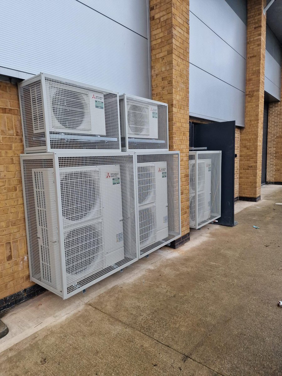 CoolwaveInfo's tweet photo. Another install complete for our team! Great work from everyone involved. 

For your free quote visit - https://t.co/N0FX6RJ9Rf

#HVAC #airconditioning #heating #cooling https://t.co/sUJod6qgPC