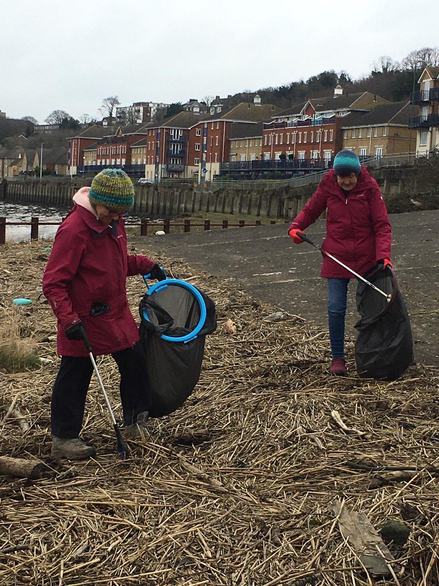 Do you enjoy getting out in nature? Would you like to see our rivers and wildlife thrive? Then sign up to be a River Guardian anywhere along the 70-mile Medway! You'll be #PreventingPlasticPollution. Details 👇 ow.ly/LwEK50MN9uc #plasticfree @Plastic_EU @HeritageFundUK