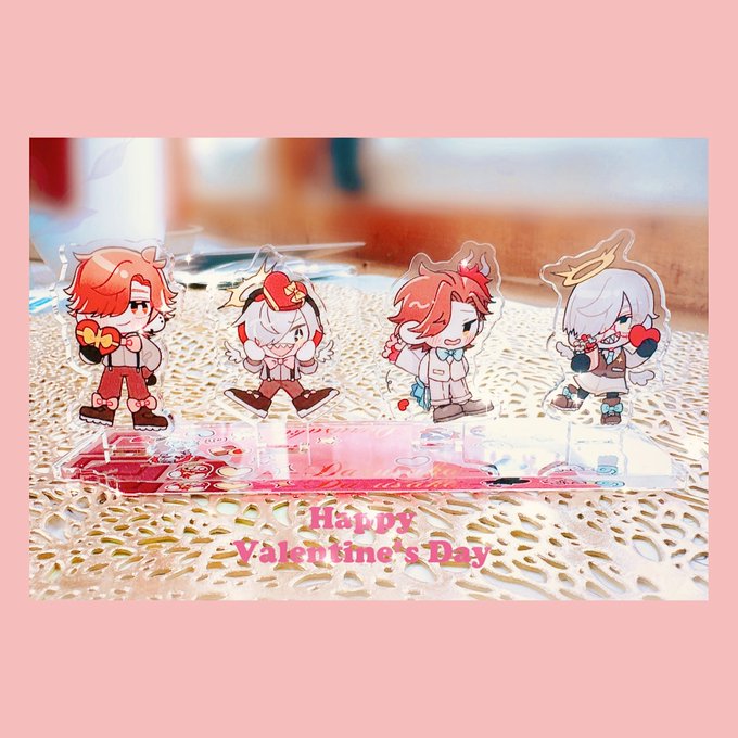 スタンドにちゃんと刺さってるverめ~~~ちゃめちゃかわいいです  