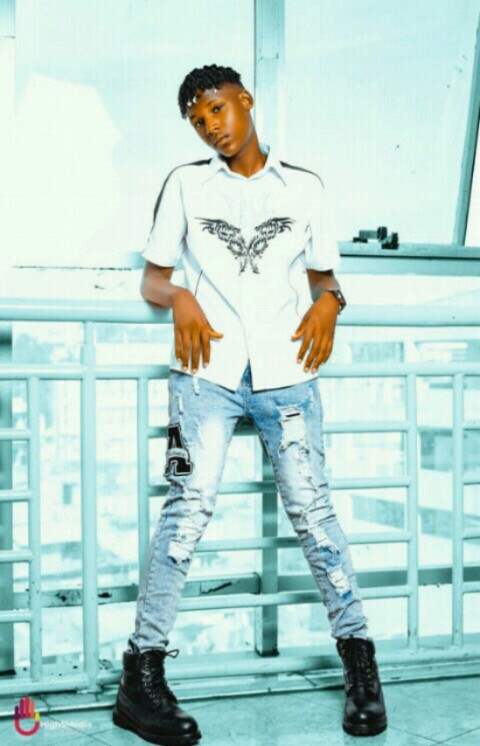 ImMariPanda256's tweet photo. How lonely me looks missing love #Bwoti dropping soon#Mari Panda Music to the world https://t.co/P2eFZJuYyM