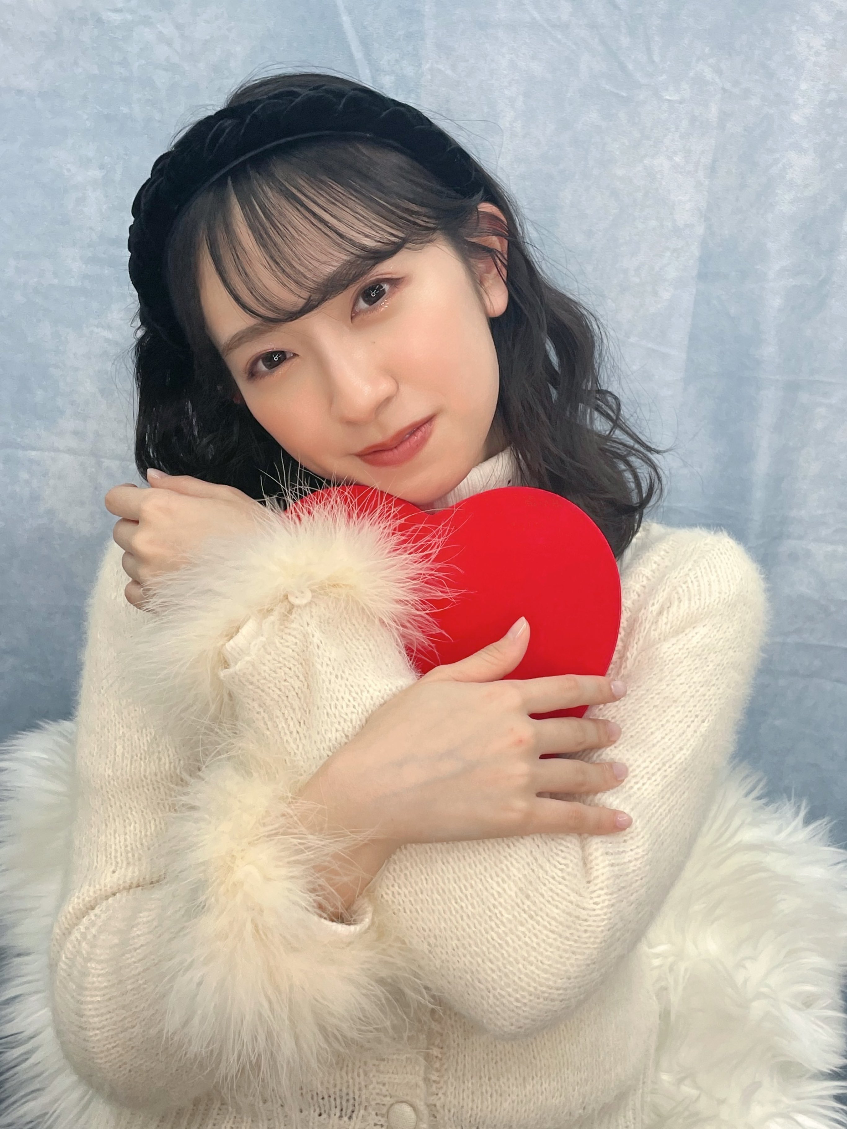 金村美玖　アイコラ オフショットもどうぞ🍫❣️🫶🏻 🍣Amazon  https://t.co/56hF2xcI5F 🍣HMV https://t.co/TWHFsYQoTt 🍣楽天  https://t.co/4VsvHCZdPS #羅針盤をおすしかない #金村美玖1st写真集 #羅針盤 https://t.co ...