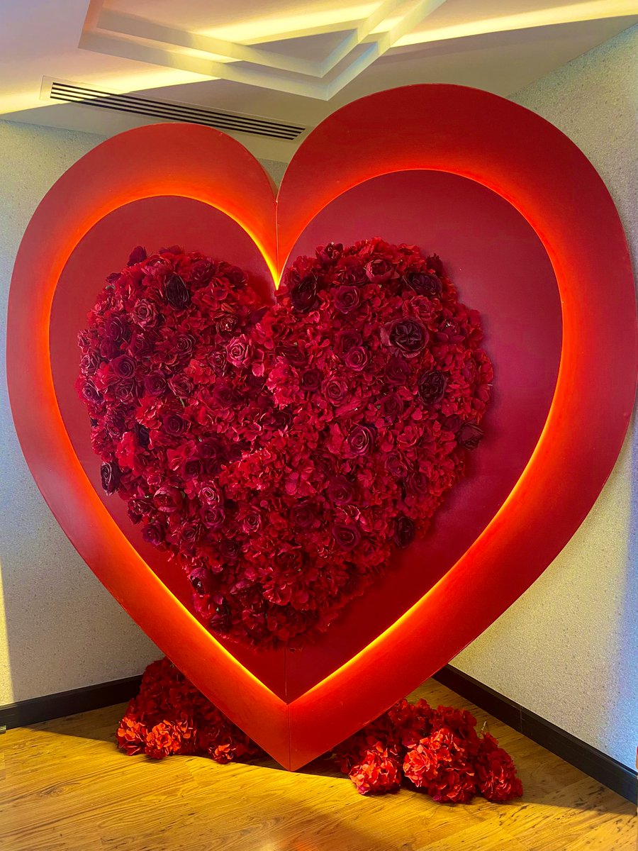 MsVill_'s tweet photo. Happy Valentines!

Perks on workin’ in events company. Can decor whatever you want in your house 😅 https://t.co/LQkShcqxNo