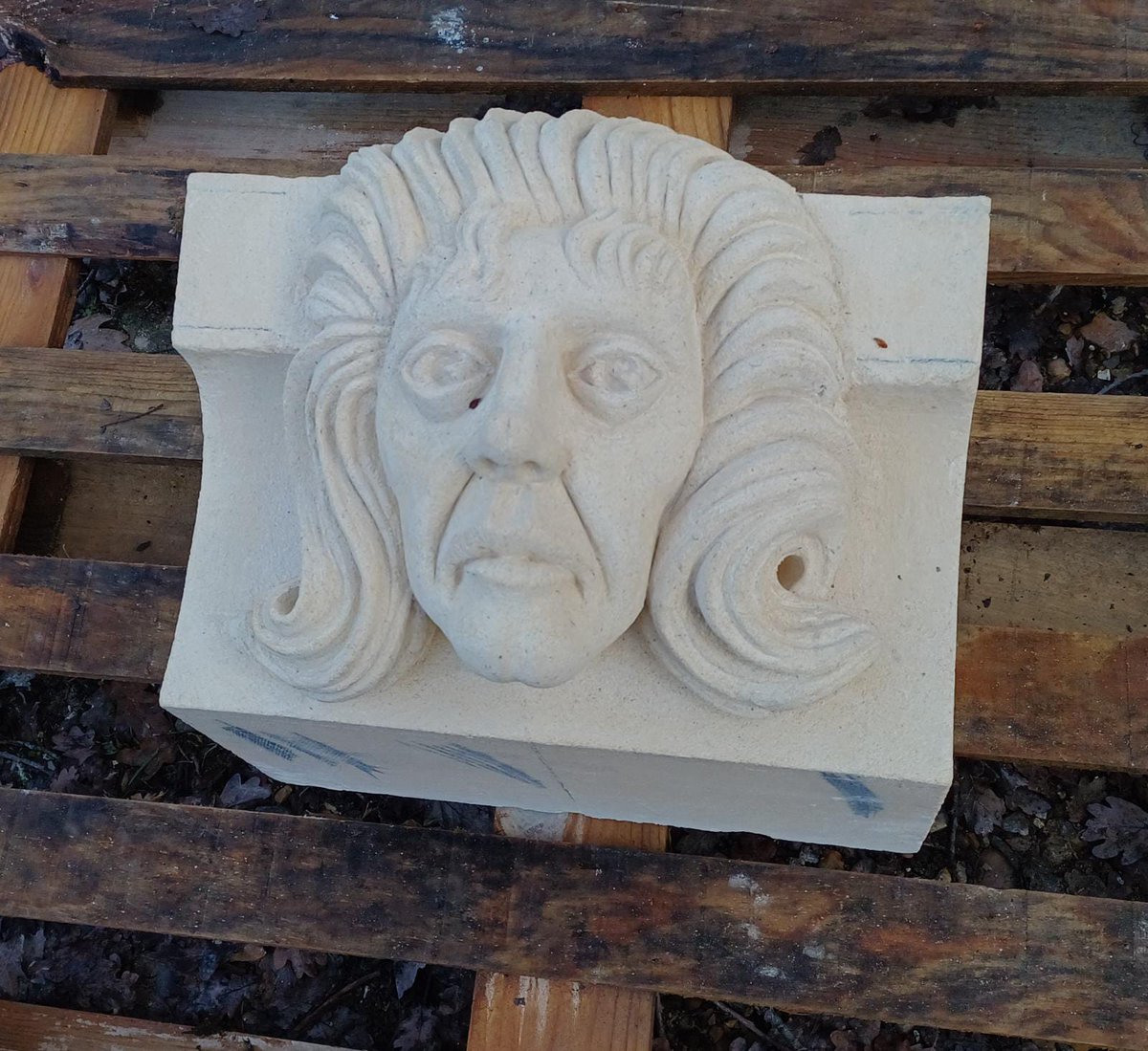 ClivedenConserv's tweet photo. Master carver Jim Kirby carving a replacement bath stone grotesque at our conservation workshop for the Deer Park Bridge, @WindsorGtPark @TheCrownEstate 
#stonecarving #carving #bathstone #windsor https://t.co/4bruWv3tfR