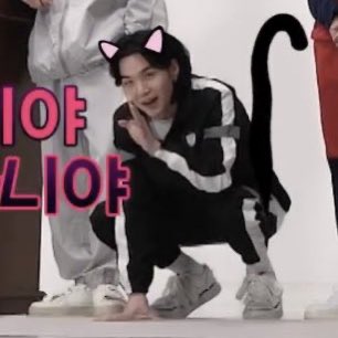 hourIysuga's tweet photo. yoongi edited as a cat LOL https://t.co/VuRi3oQmpE